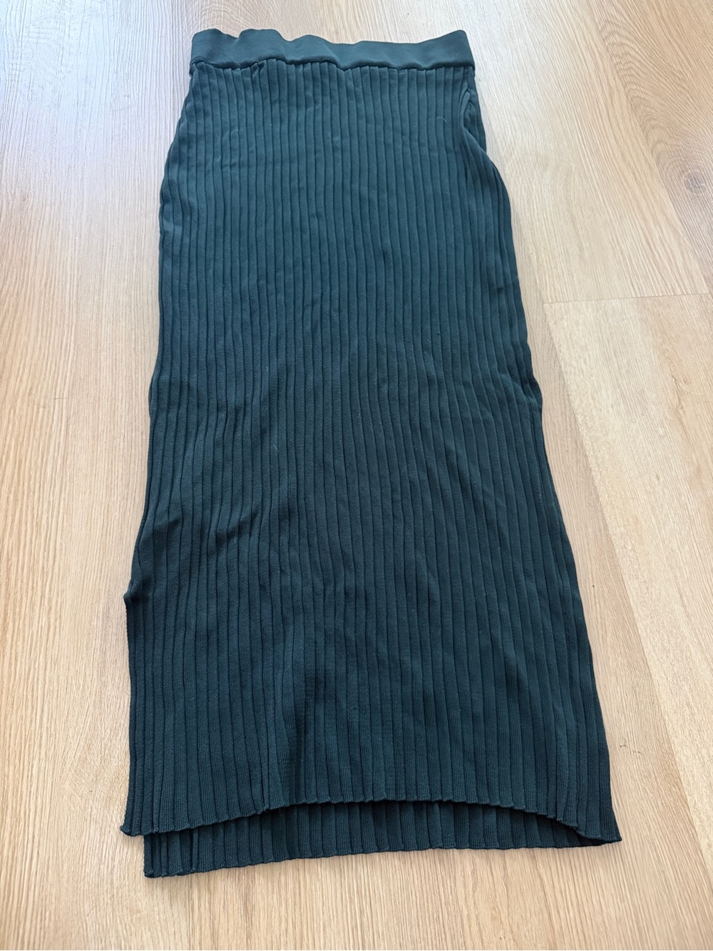 Zara Ribbed Midi Skirt in Deep Green